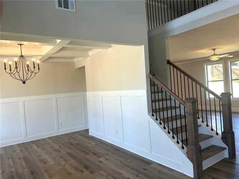 PALISADES - Plan Lot 143 - 5BR 4BA Located within the GATED - photo 2