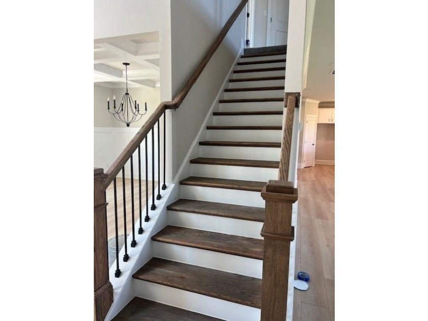 PALISADES - Plan Lot 143 - 5BR 4BA Located within the GATED - photo 9