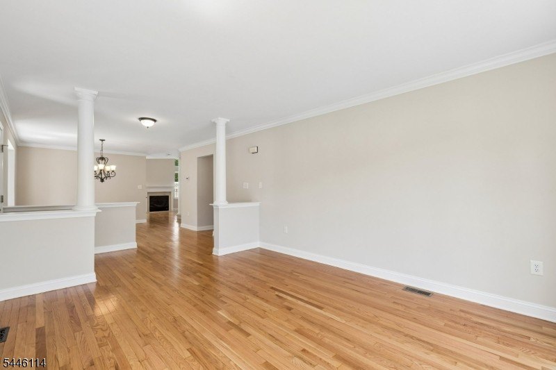 Absolutely beautiful 3-bedroom, 2.5-bath end-unit townhouse - photo 20