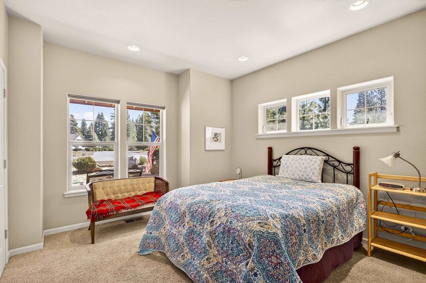 Architectural Craftsman home in Bailey Creek! The main level - photo 24