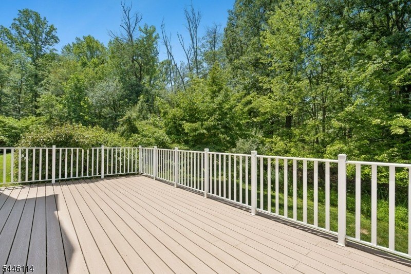 Absolutely beautiful 3-bedroom, 2.5-bath end-unit townhouse - photo 41