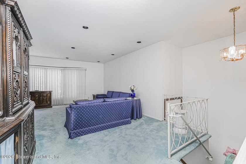 First Time Offered! Pride of ownership shows in this large 2 - photo 5