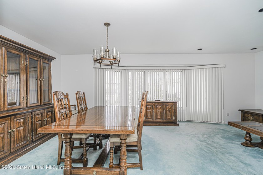 First Time Offered! Pride of ownership shows in this large 2 - photo 8