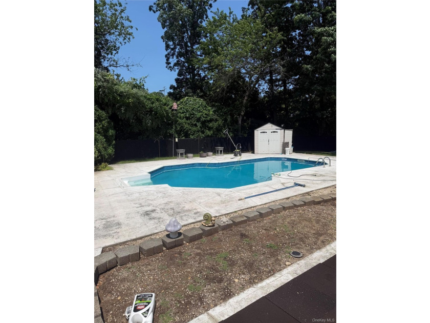 Opportunity awaits in the highly desirable Shoreham-Wading River - photo 7