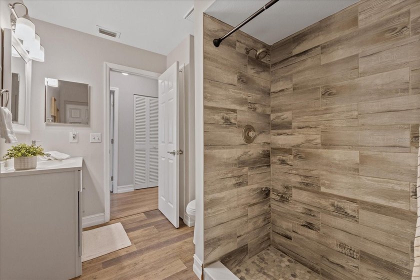 Escape the ordinary without sacrificing convenience! Welcome to - photo 32