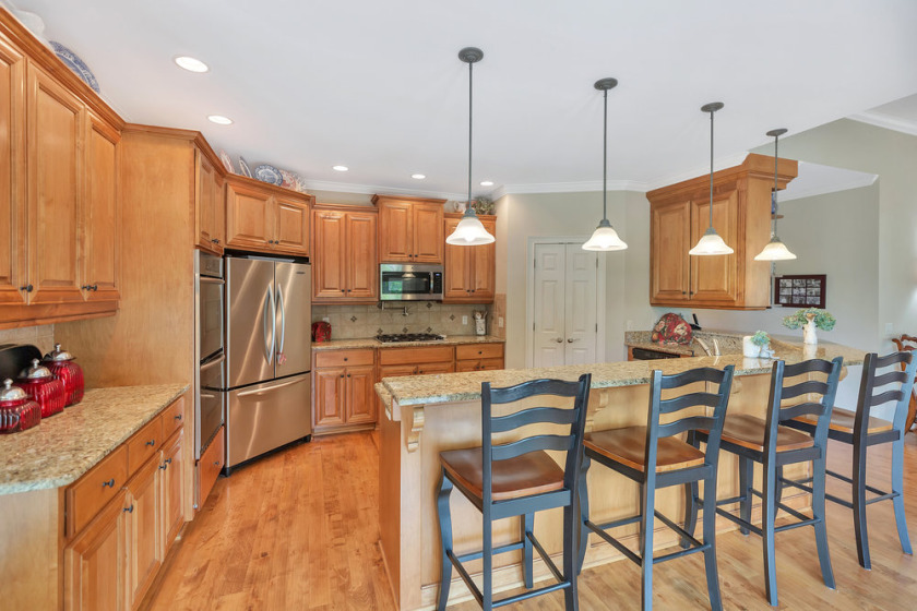 Stunning, Deep water, Location, 5 bdrm, 5 bath  SOLD - photo 16