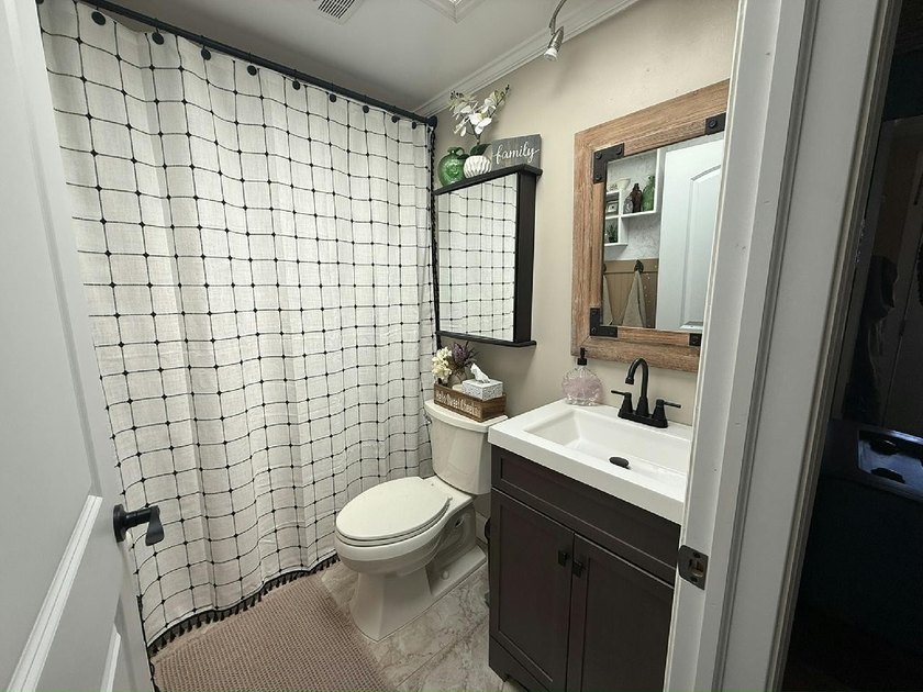 Discover your new home in Foxwood Village a beautiful gated - photo 8