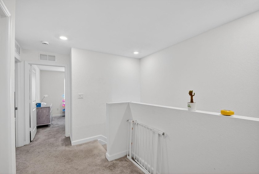 Experience modern luxury in the heart of Lake Worth! Built in - photo 20