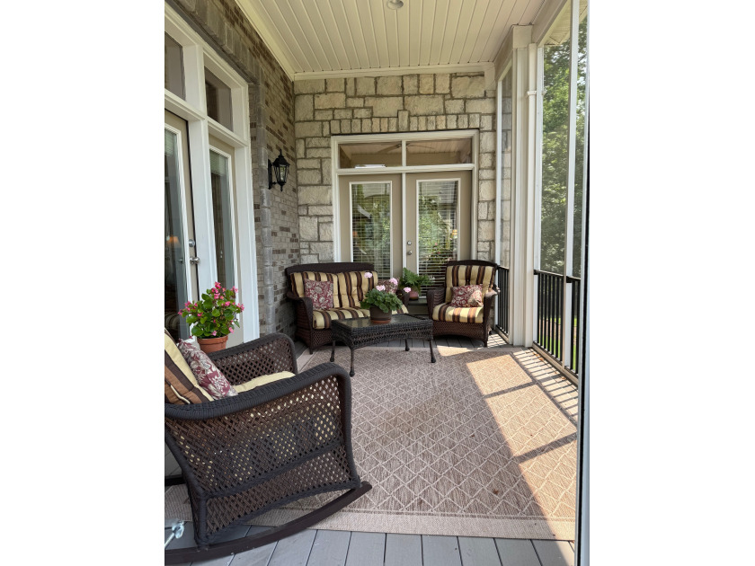 Stunning, Deep water, Location, 5 bdrm, 5 bath  SOLD - photo 13