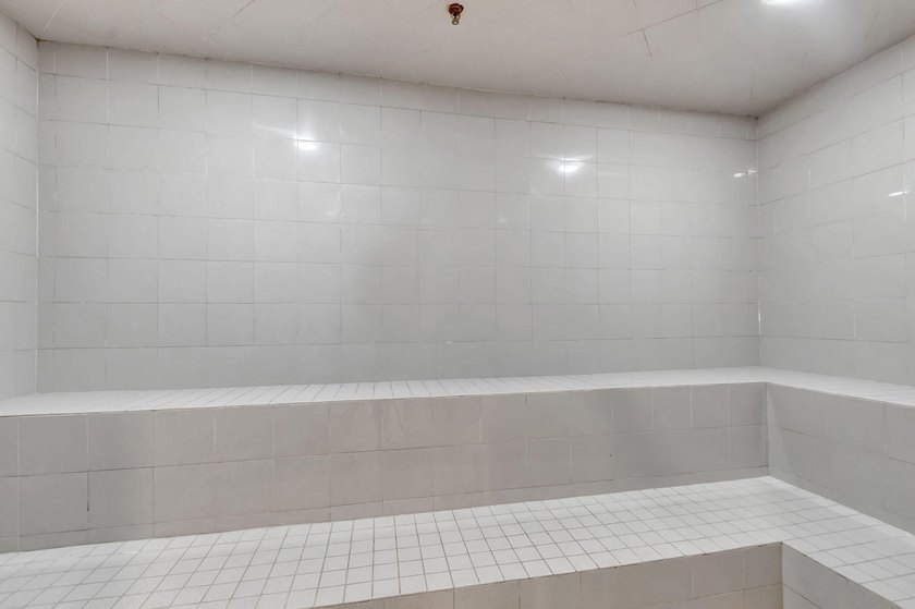 Experience modern luxury in the heart of Lake Worth! Built in - photo 50