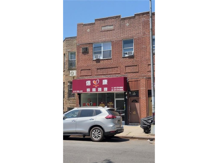 Investors Delighted! Bensonhurst. Great location on 20th Avenue - photo 3