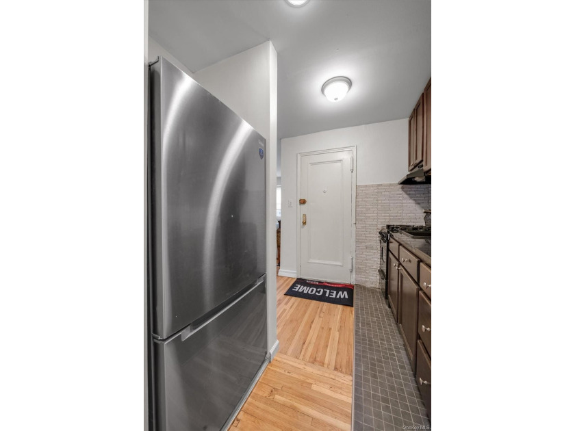 Welcome to this bright and inviting private, well-sunlit - photo 6