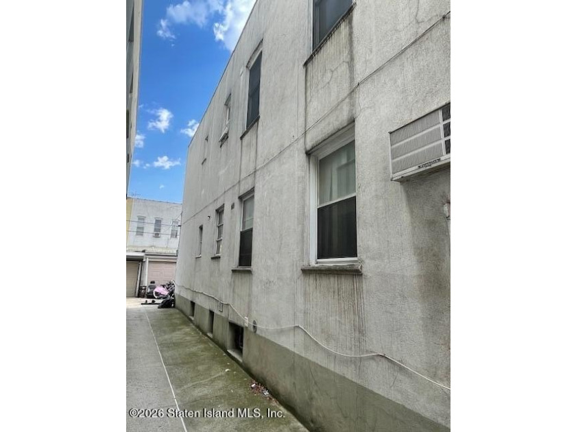 Welcome to 1855 65th Street, a well-maintained and versatile - photo 2