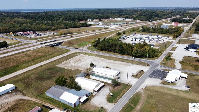 Great commercial opportunity 1.48 +/- acres of land right off of - photo 7