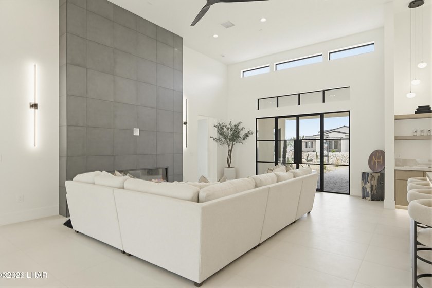 NEW BUILD by McLain Custom Homes! Luxury Living in The Enclaves - photo 32