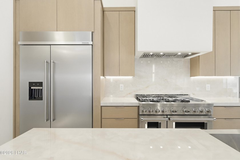 NEW BUILD by McLain Custom Homes! Luxury Living in The Enclaves - photo 42