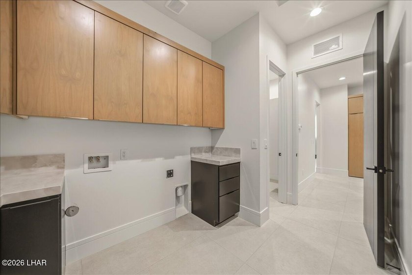 NEW BUILD by McLain Custom Homes! Luxury Living in The Enclaves - photo 58