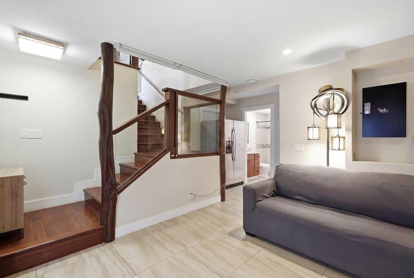 Located in the highly desirable neighborhood of Maui Meadows - photo 21