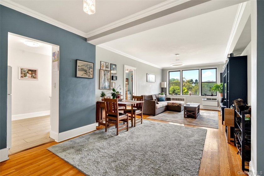 BACK TO MARKET---Welcome to Park Crest! Move right into this - photo 9