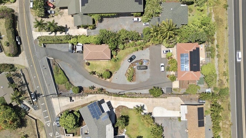 Located in the highly desirable neighborhood of Maui Meadows - photo 45