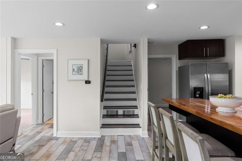 Welcome to your fully renovated Lake Sinclair waterfront retreat - photo 10
