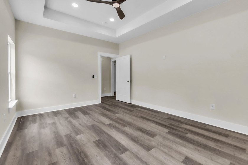 Beautiful new construction home situated on a spacious 1-acre - photo 18