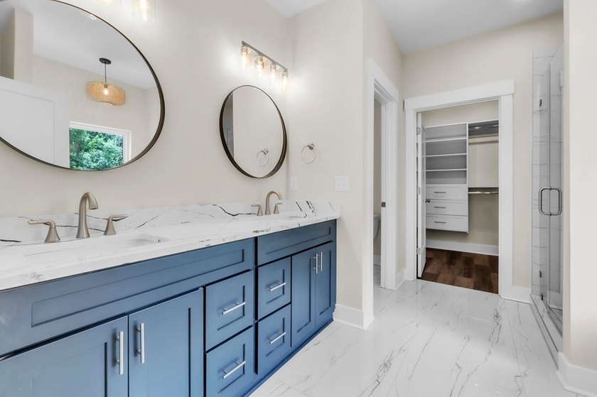 Beautiful new construction home situated on a spacious 1-acre - photo 19