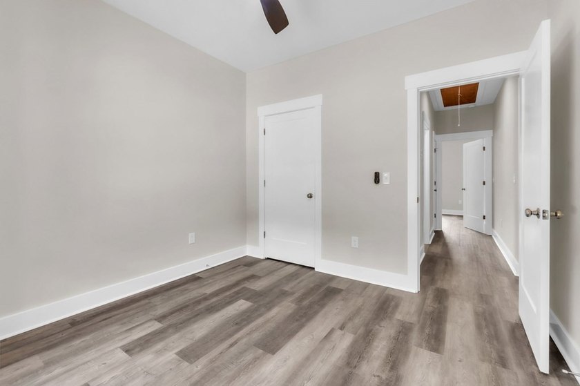 Beautiful new construction home situated on a spacious 1-acre - photo 22