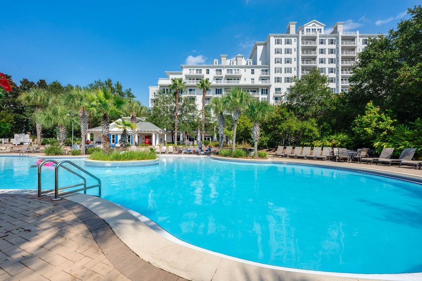 REDUCED TO SELL ......WELCOME TO THE GRAND SANDESTIN! This - photo 22