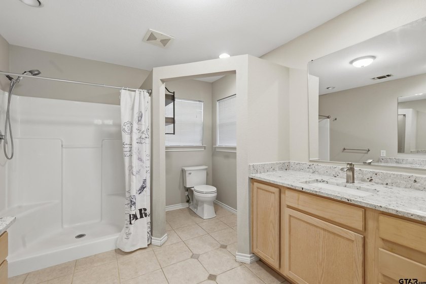 Welcome to 565 W. Eldorado Dr. in beautiful Scroggins, Texas! - photo 34