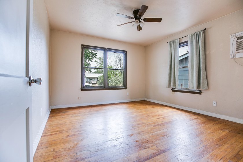 Looking for an investment property? Or maybe you want to - photo 10