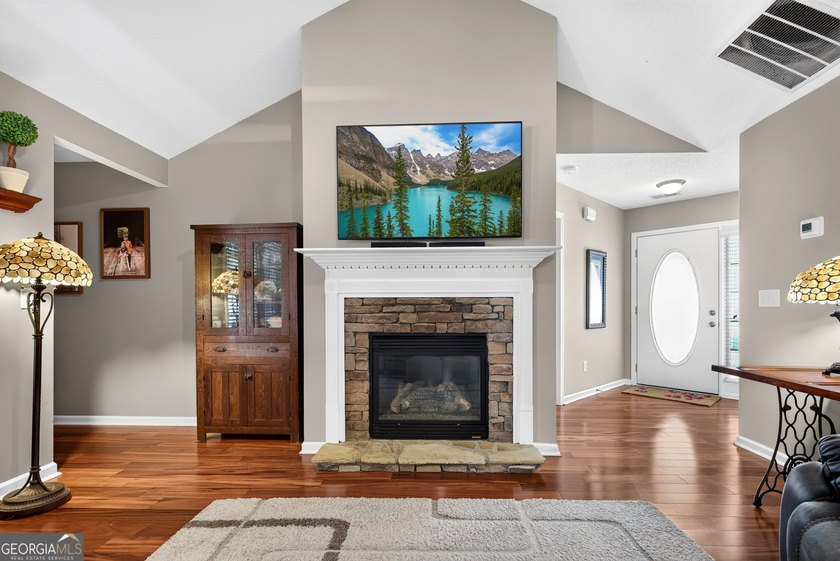 Welcome home to your own private resort in the highly sought - photo 10
