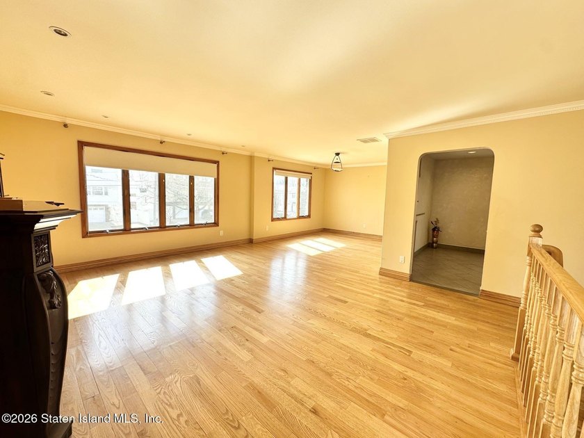 Welcome to 197 Slater Boulevard, a beautifully maintained - photo 9