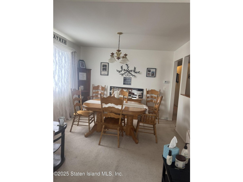 AMAZING END UNIT/CORNER PROPERTY describes this beautifully - photo 6