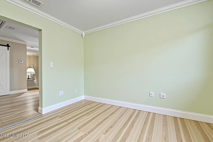 Motivated Seller!!!! Beautiful 4BR/2BA Updated Home on 3.2 Acres - photo 23