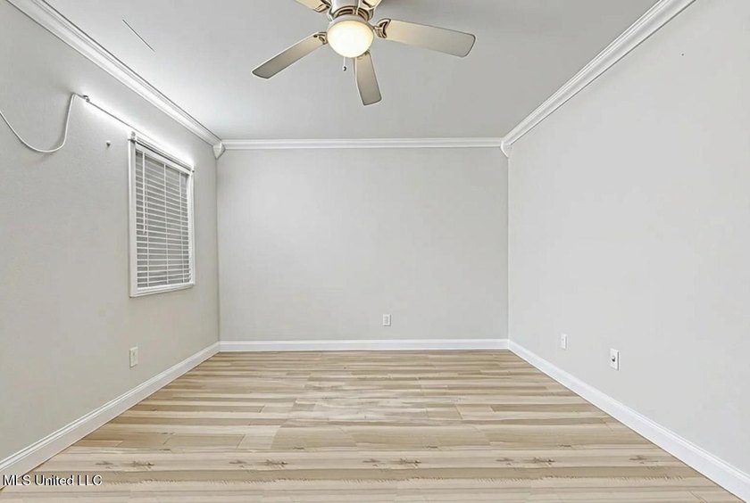 Motivated Seller!!!! Beautiful 4BR/2BA Updated Home on 3.2 Acres - photo 24