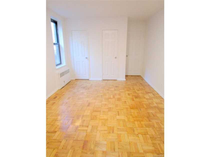 Rare Sponsor One Bedroom Apartment in the Woodlawn Heights - photo 16