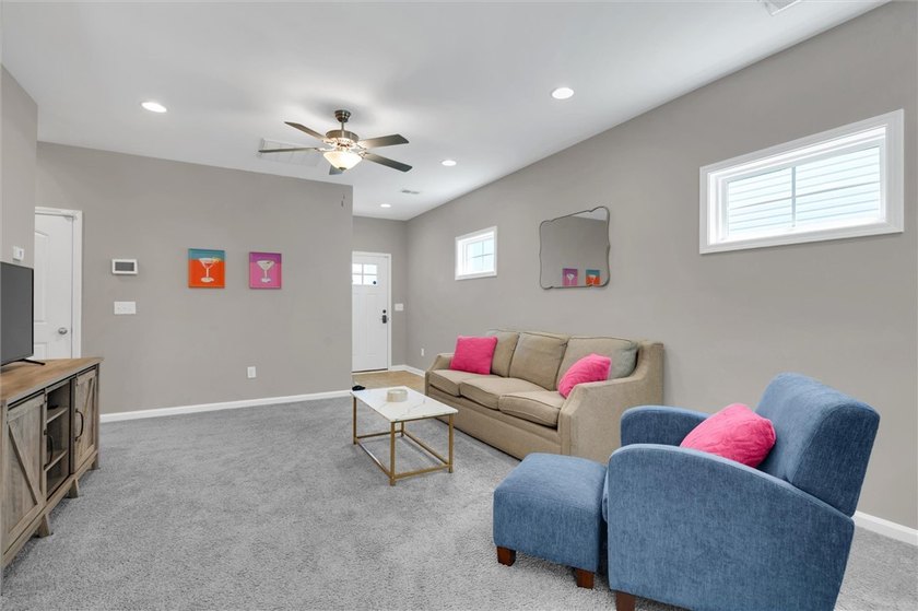 **$5,000 PRICE IMPROVEMENT** Welcome to 132 Adger Road in a - photo 8