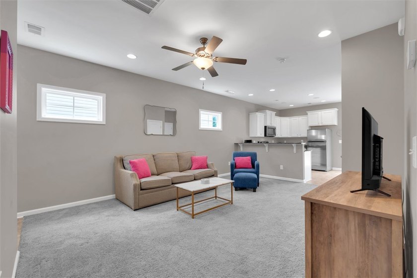 **$5,000 PRICE IMPROVEMENT** Welcome to 132 Adger Road in a - photo 9
