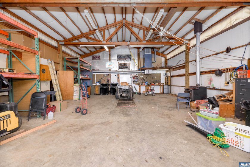 5+ Acre Equestrians Property just minutes from town. The home - photo 37
