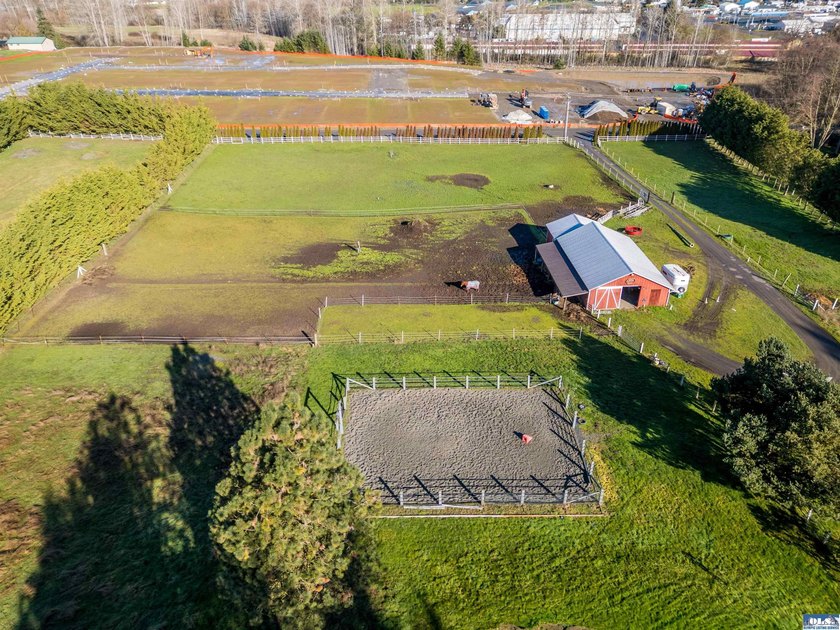 5+ Acre Equestrians Property just minutes from town. The home - photo 42