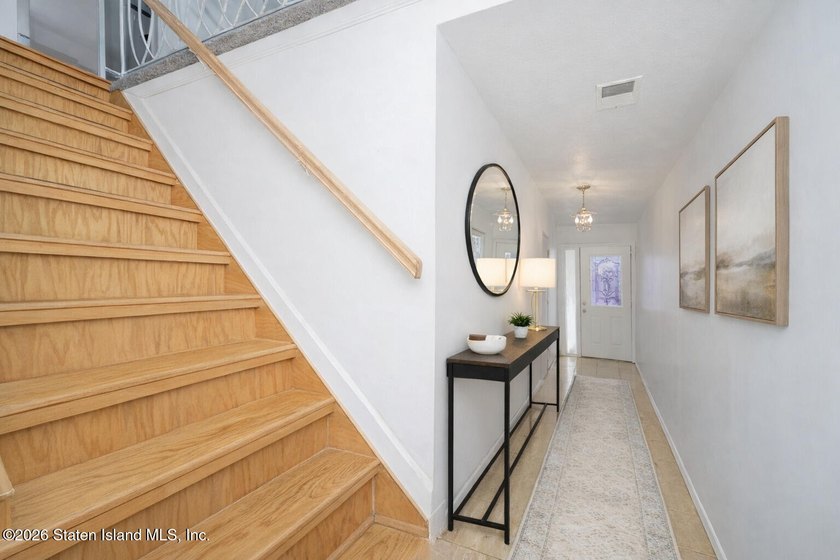 Welcome Home to 137 Laredo Ave. Located in the heart of Arden - photo 4
