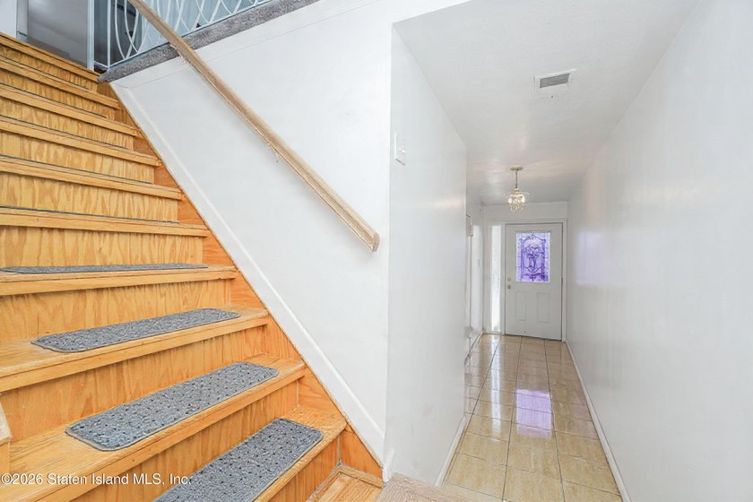 Welcome Home to 137 Laredo Ave. Located in the heart of Arden - photo 10