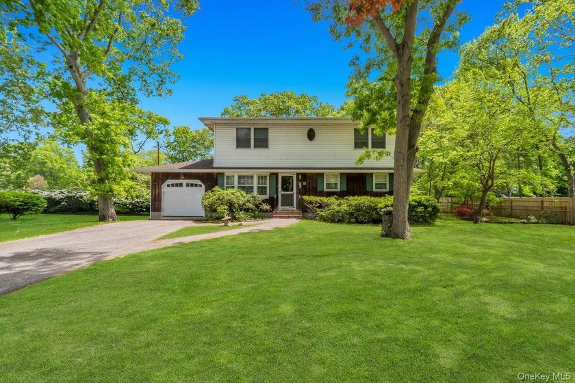 Rare and incredibly unique expanded oversized Colonial offering - photo 4