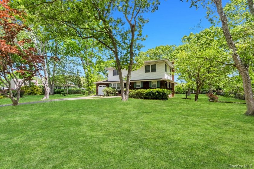 Rare and incredibly unique expanded oversized Colonial offering - photo 6