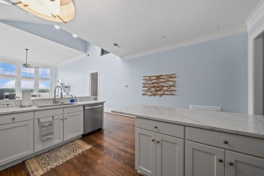 Nestled in the heart of Cuscowilla, this stunning and rare - photo 12