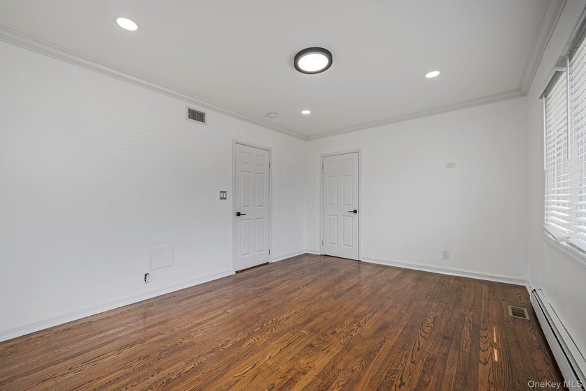 Move right into this beautifully updated home in the heart of - photo 18