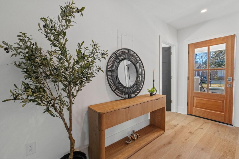 A timeless renovation in the North Central neighborhood of the - photo 8