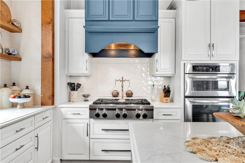 Experience luxury living in the prestigious gated community of - photo 5