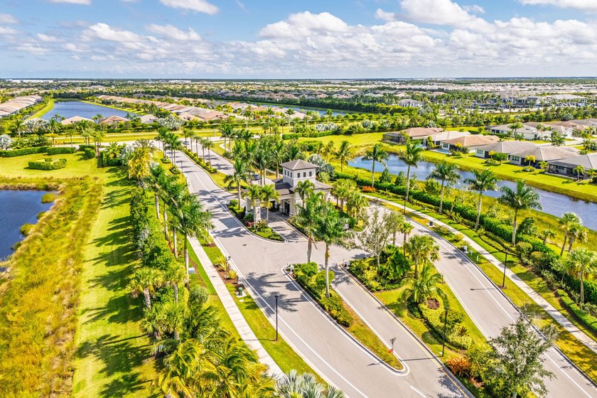 Live the resort lifestyle in **Valencia Grove at Riverland** - photo 2
